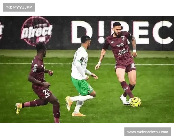 图卢兹1-1朗斯：升班马主场阻击领头羊，防守韧性抢下关键一分